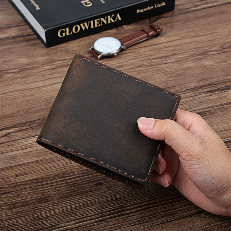 e852503b-9506-450e-9313-a67e4535e4e8.jpg Classic Leather Wallet