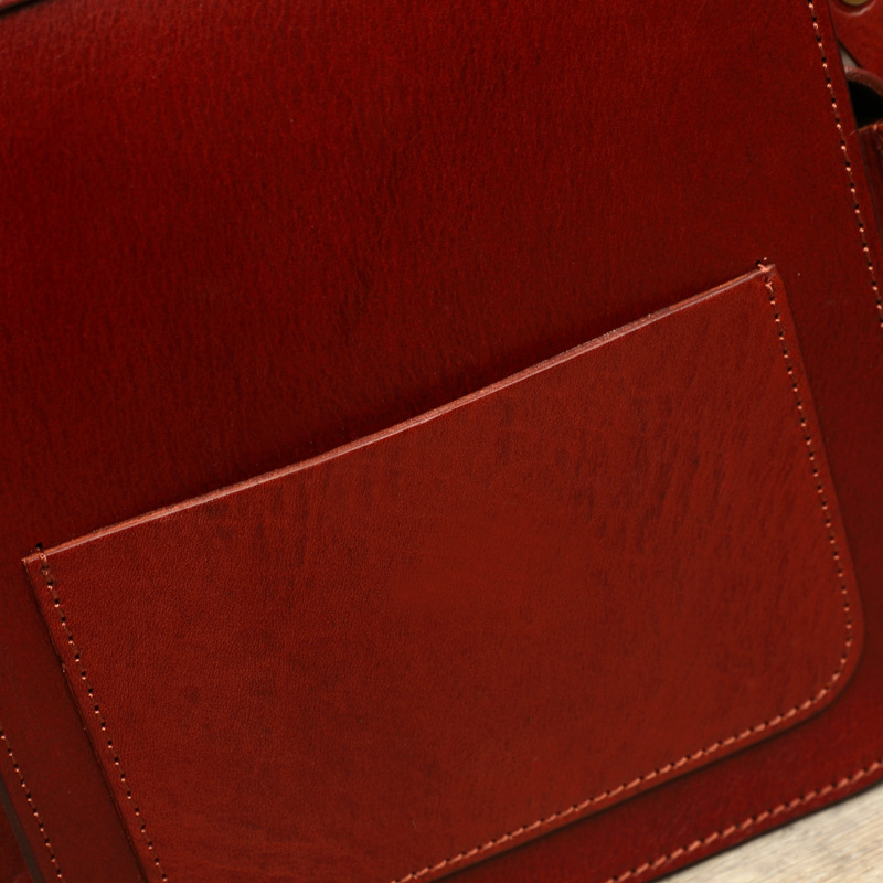 2ef1b391-d591-4a77-83df-15534e0b100a.jpg Tavanni Leather Backpack