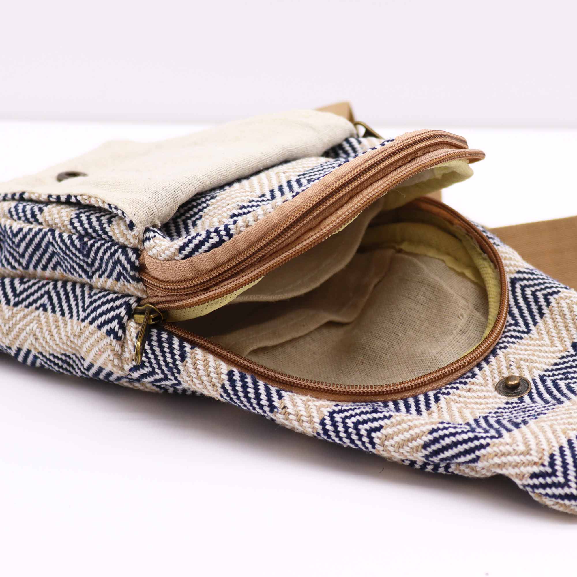 Cross-Body Bag Natural Cotton - Tan & Navy - Image 4