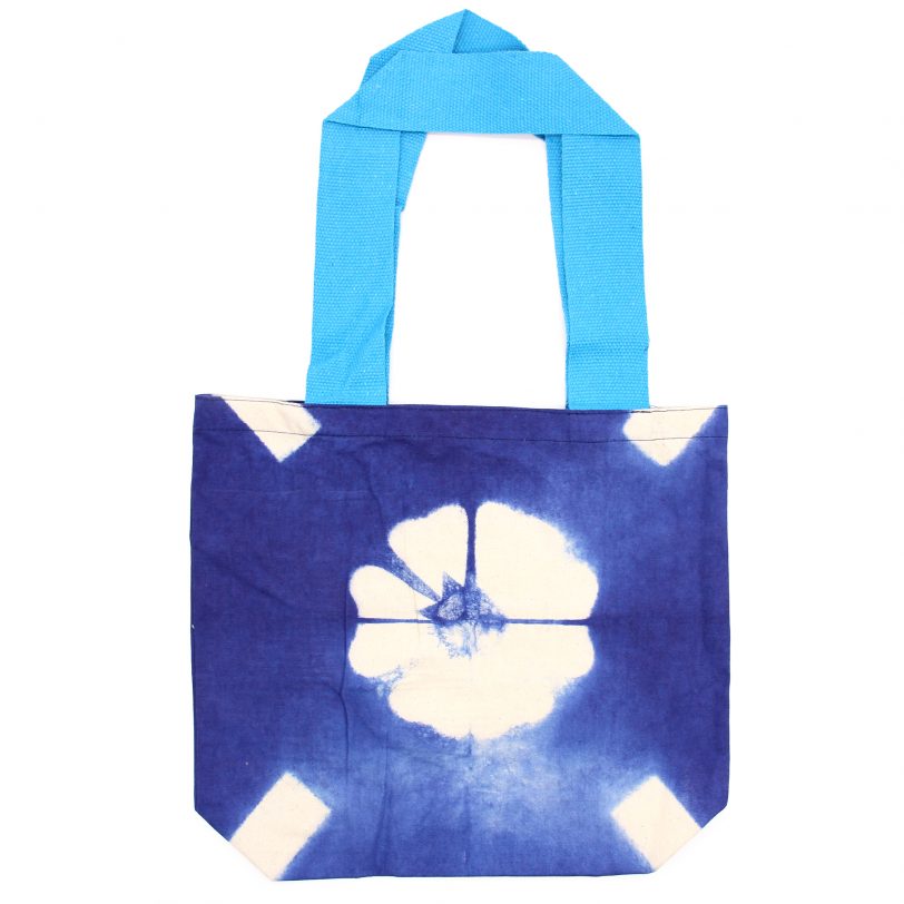 ntdb-05_01 Tie-Dye Cotton Bag - Blue Flower - Blue Handle