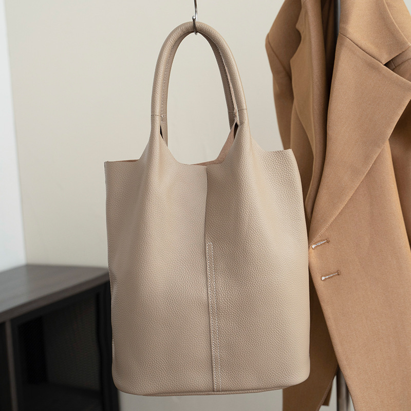 f1643785-a819-4153-bbc3-1d3a102f92f8.jpg All-Match Soft Leather Tote