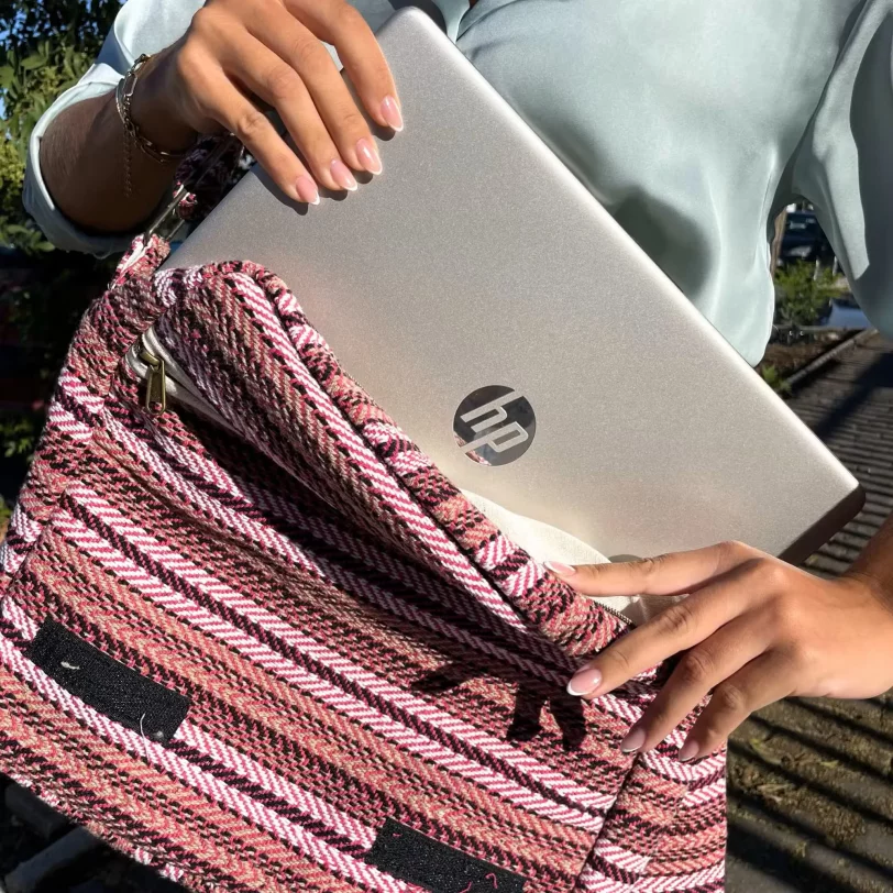 Soft Jacquard Pink Laptop Bag_2_result_result Soft Hemp Pink Laptop Bag
