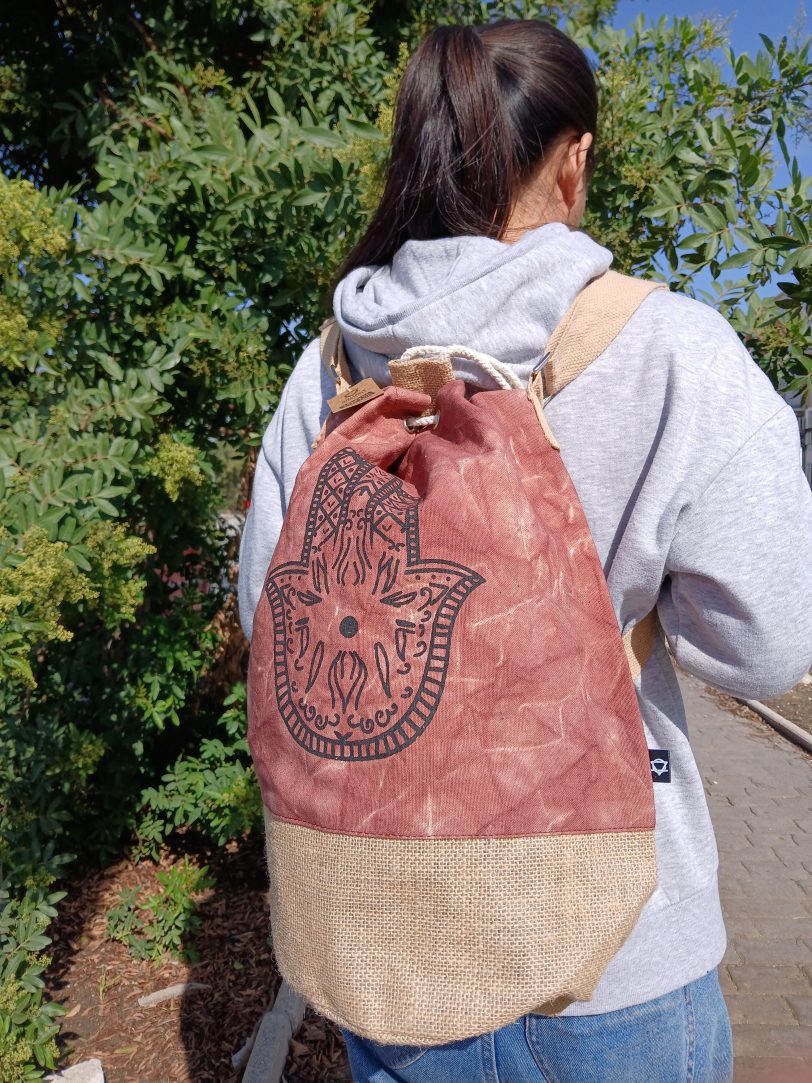 bG9jYWw6Ly9tZWRpYS9TUi9HQy82MFIzMEMxRzZXVDNHQ1NSLzJlYzk1ZTQxLmpwZWc.jpg Hamsa All Natural Backpack - Terracotta Stonewash